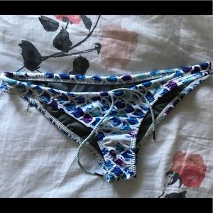 Mallyce x Jolyn Mermaid Print Bottoms